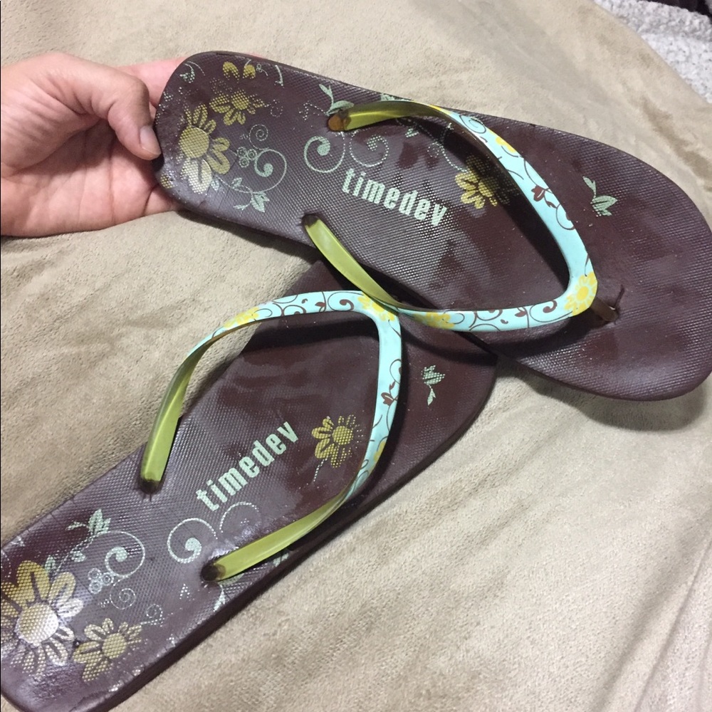 Summer flip flops